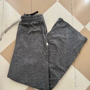 Vuori Heather Gray Sweatpants sz Medium